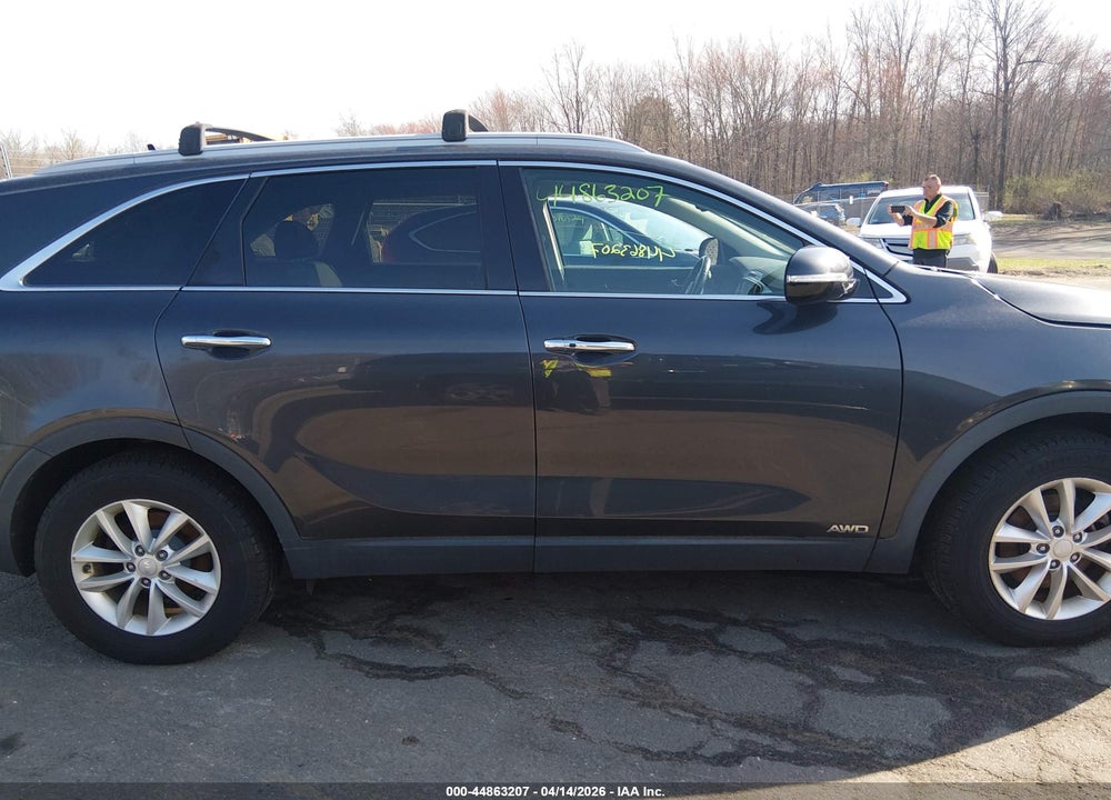 2017 KIA SORENTO 2.4L LX VIN: 5XYPGDA36HG329253
