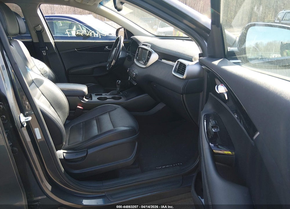 2017 KIA SORENTO 2.4L LX VIN: 5XYPGDA36HG329253