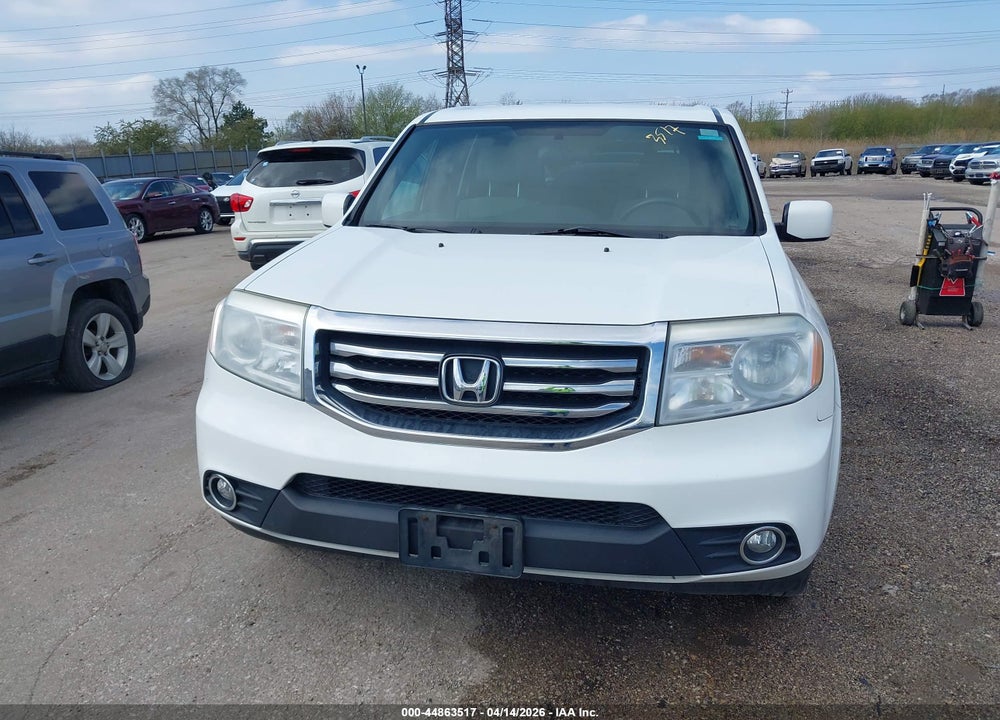 2014 HONDA PILOT EX VIN: 5FNYF4H46EB003235