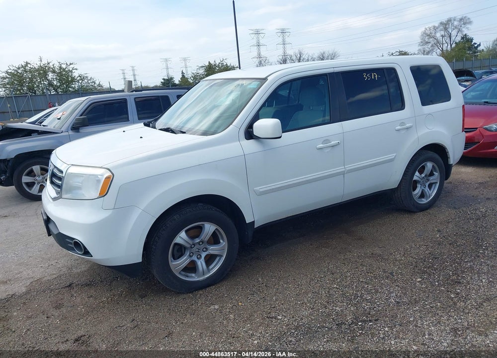 2014 HONDA PILOT EX VIN: 5FNYF4H46EB003235