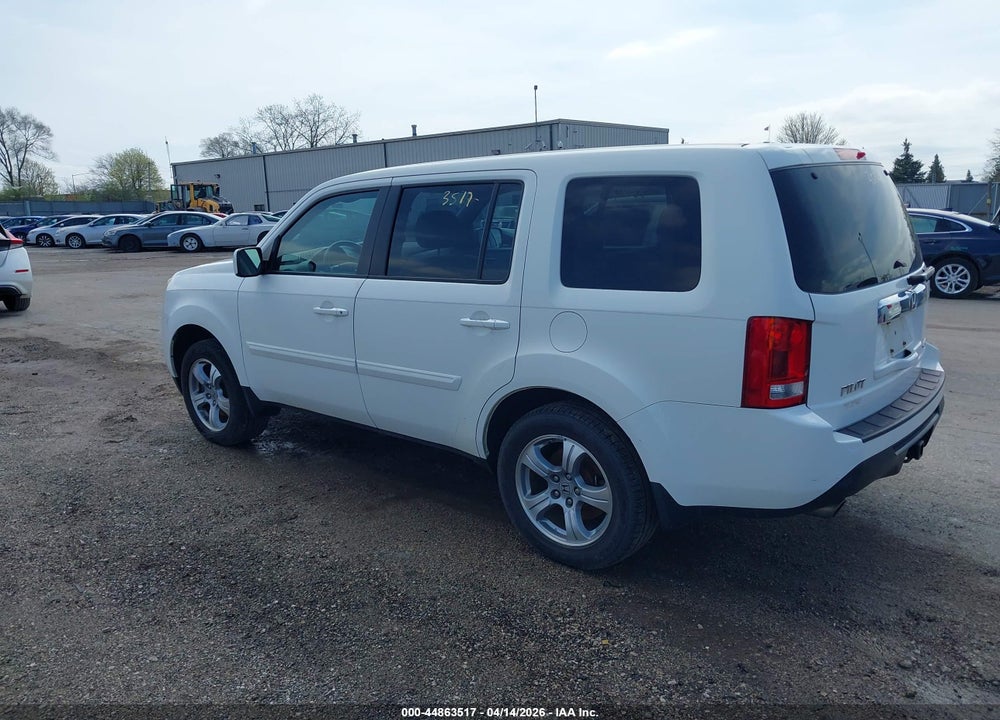 2014 HONDA PILOT EX VIN: 5FNYF4H46EB003235
