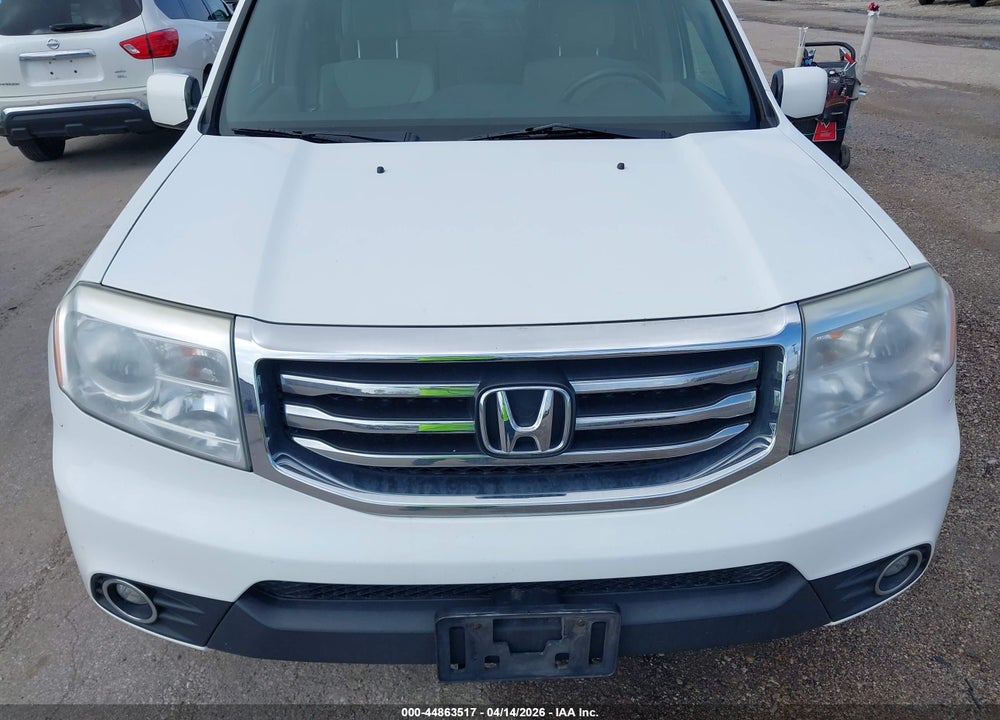 2014 HONDA PILOT EX VIN: 5FNYF4H46EB003235