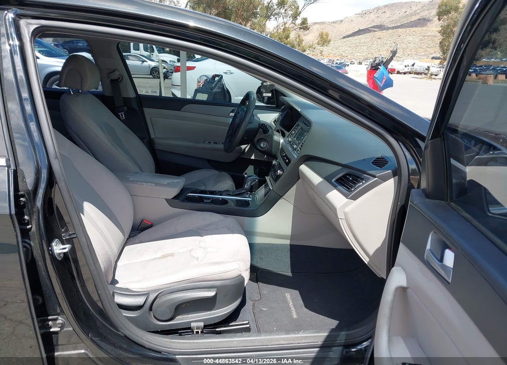 2015 HYUNDAI SONATA ECO VIN: 5NPE24AA3FH155670