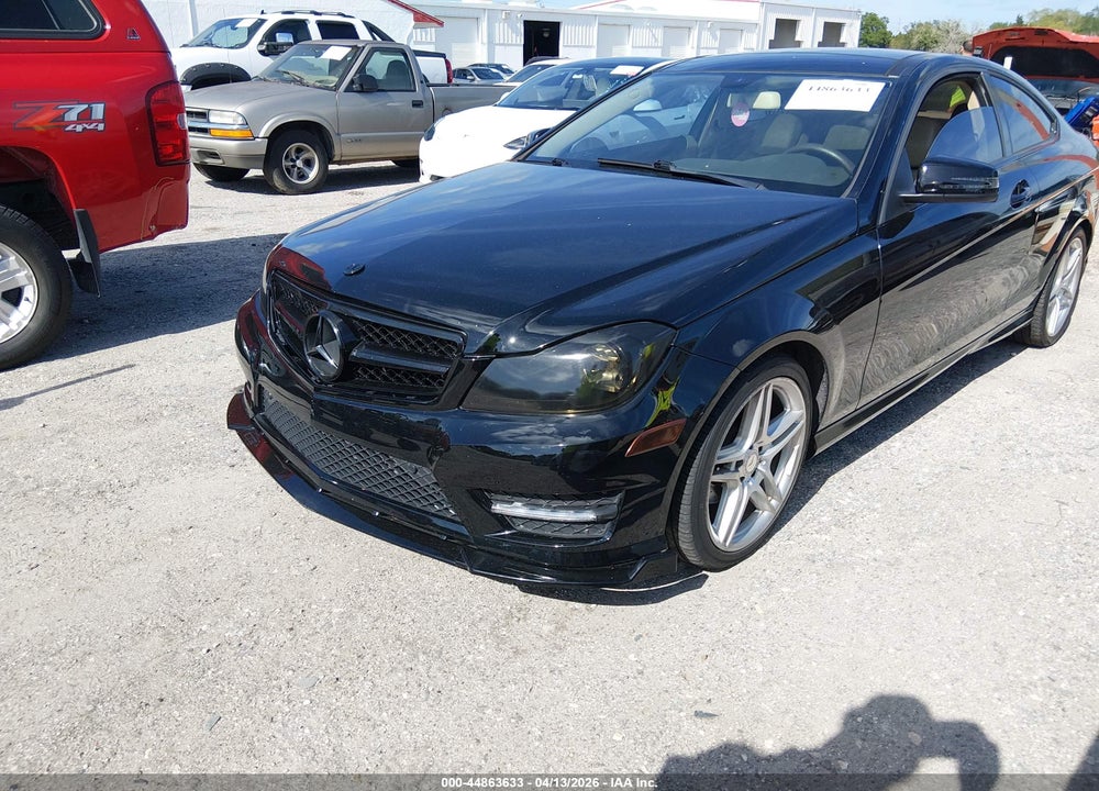 2014 MERCEDES-BENZ C 250 VIN: WDDGJ4HB1EG254863