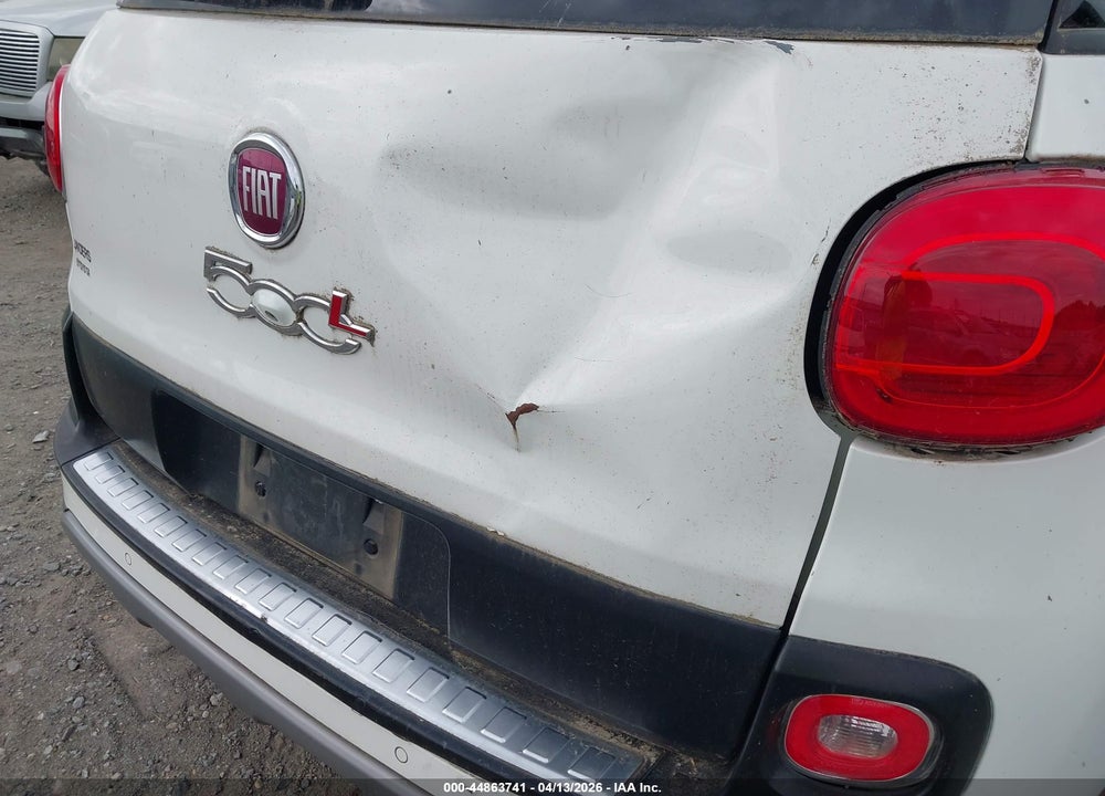2014 FIAT 500L TREKKING VIN: ZFBCFADH5EZ015973