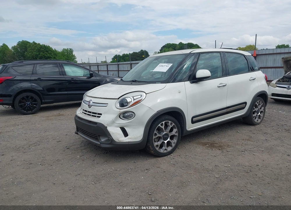 2014 FIAT 500L TREKKING VIN: ZFBCFADH5EZ015973