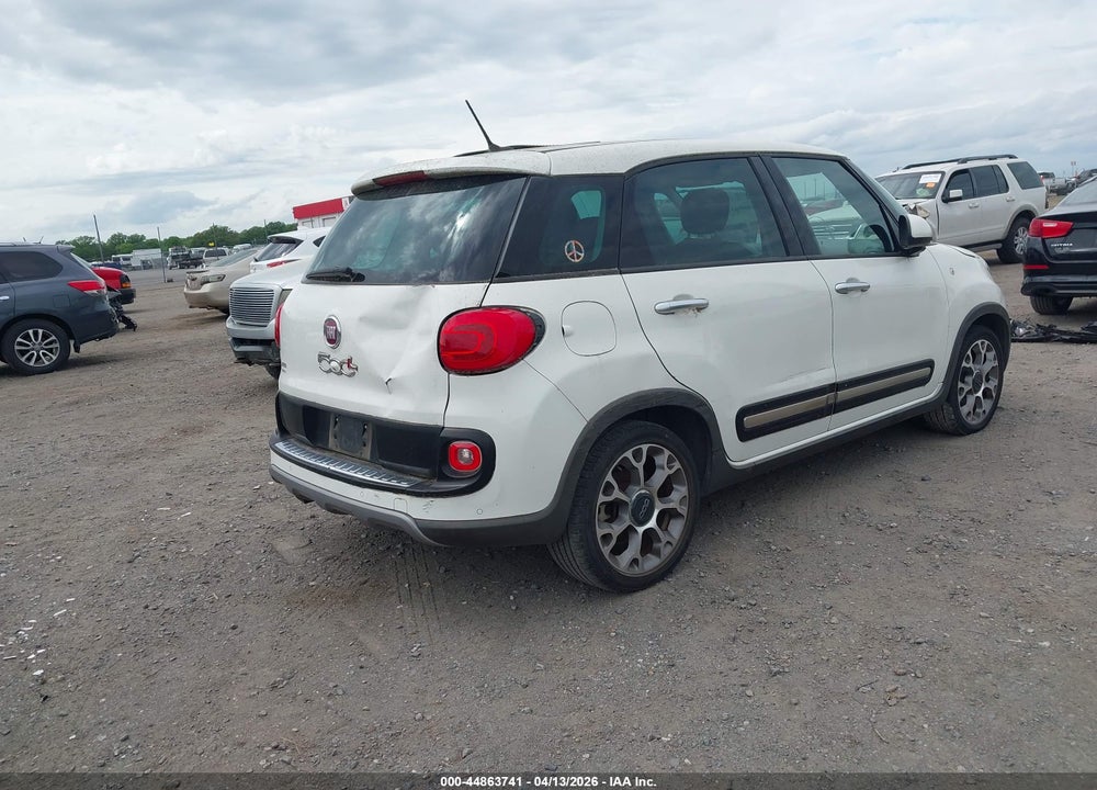 2014 FIAT 500L TREKKING VIN: ZFBCFADH5EZ015973