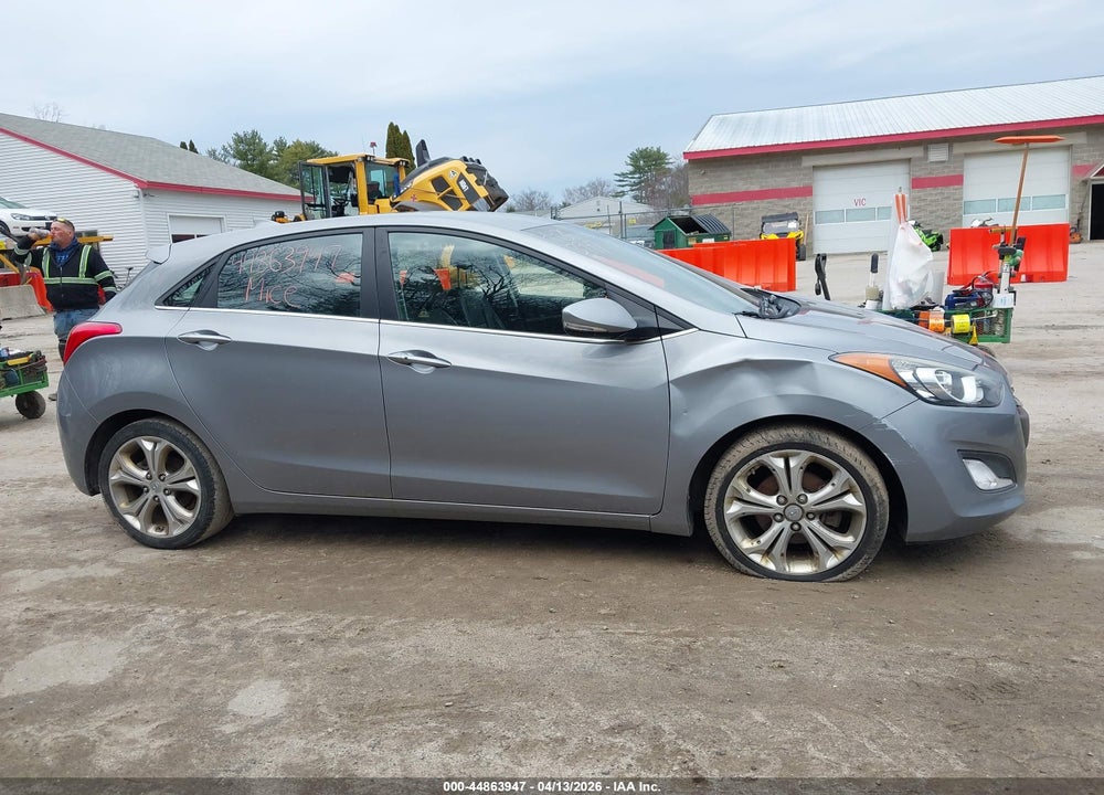 2014 HYUNDAI ELANTRA GT VIN: KMHD35LH8EU174188