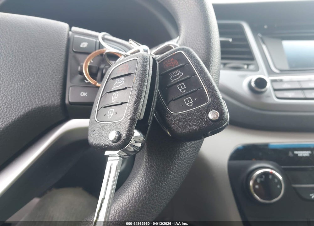 2016 HYUNDAI TUCSON ECO VIN: KM8J33A27GU219050