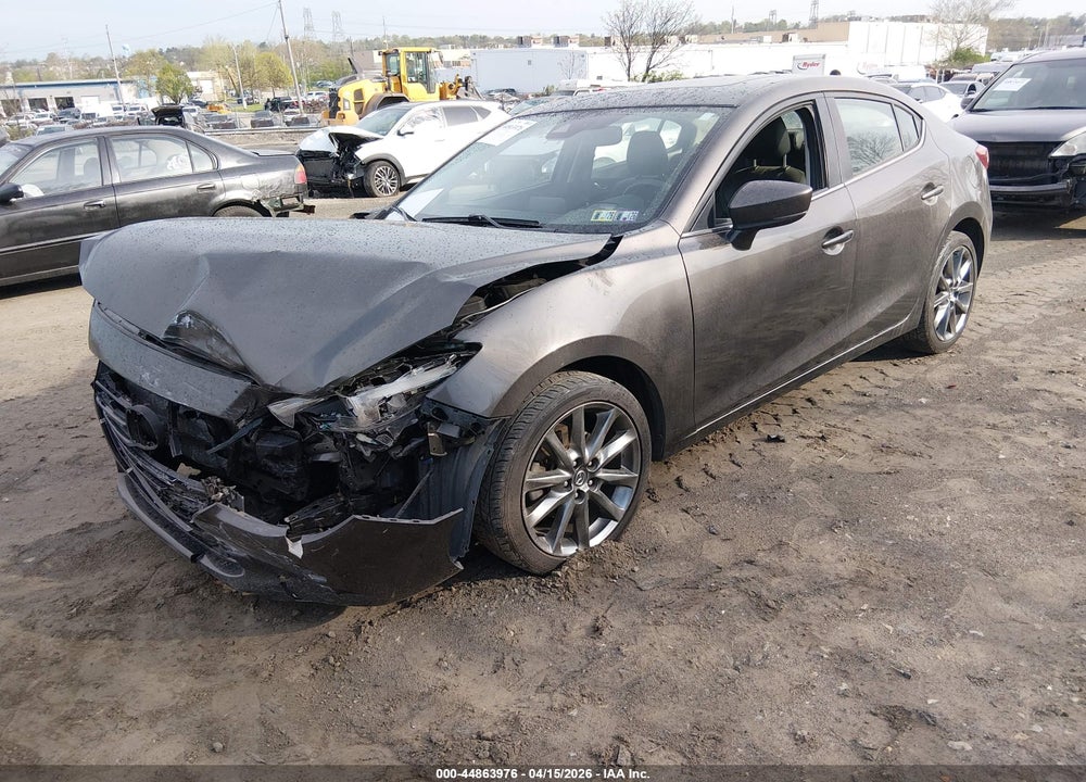 2018 MAZDA 3 GRAND TOURING VIN: 3MZBN1W31JM165794