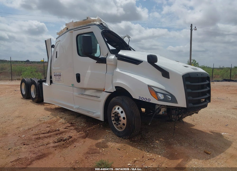 2022 FREIGHTLINER NEW CASCADIA 126 VIN: 1FUJHHDR2NLND1912