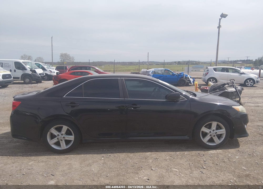 2013 TOYOTA CAMRY SE VIN: 4T1BF1FK7DU210658