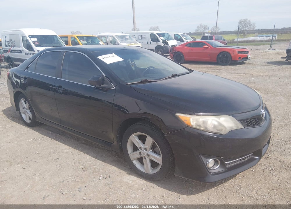 2013 TOYOTA CAMRY SE VIN: 4T1BF1FK7DU210658