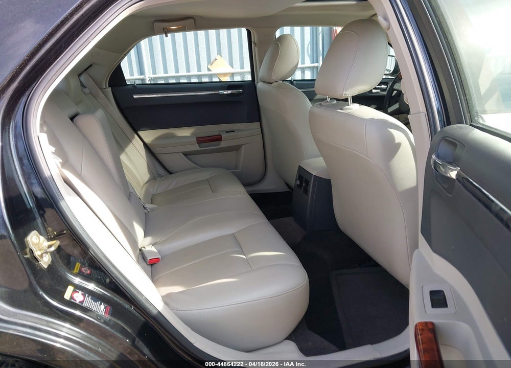 2005 CHRYSLER 300 TOURING VIN: 2C3AA53G55H528938