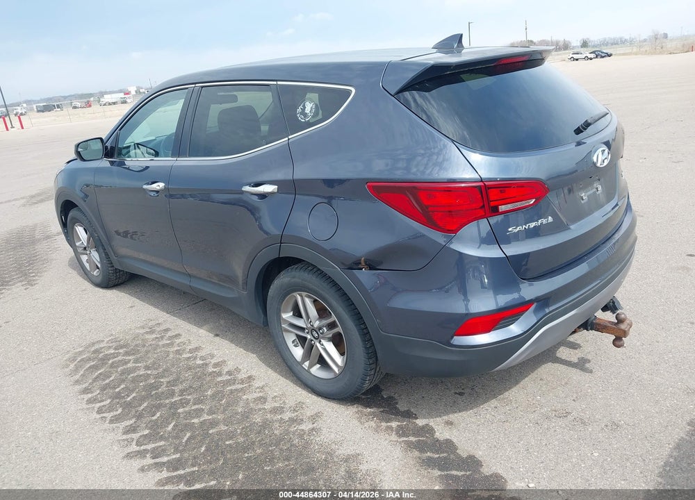 2017 HYUNDAI SANTA FE SPORT 2.4L VIN: 5NMZTDLB2HH004601