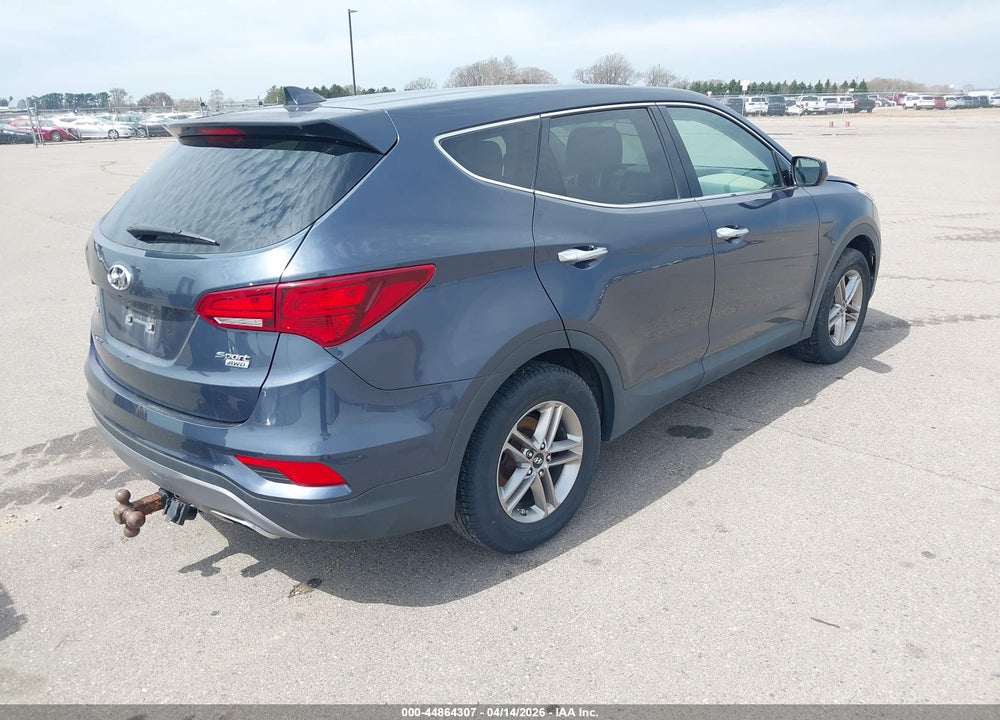 2017 HYUNDAI SANTA FE SPORT 2.4L VIN: 5NMZTDLB2HH004601