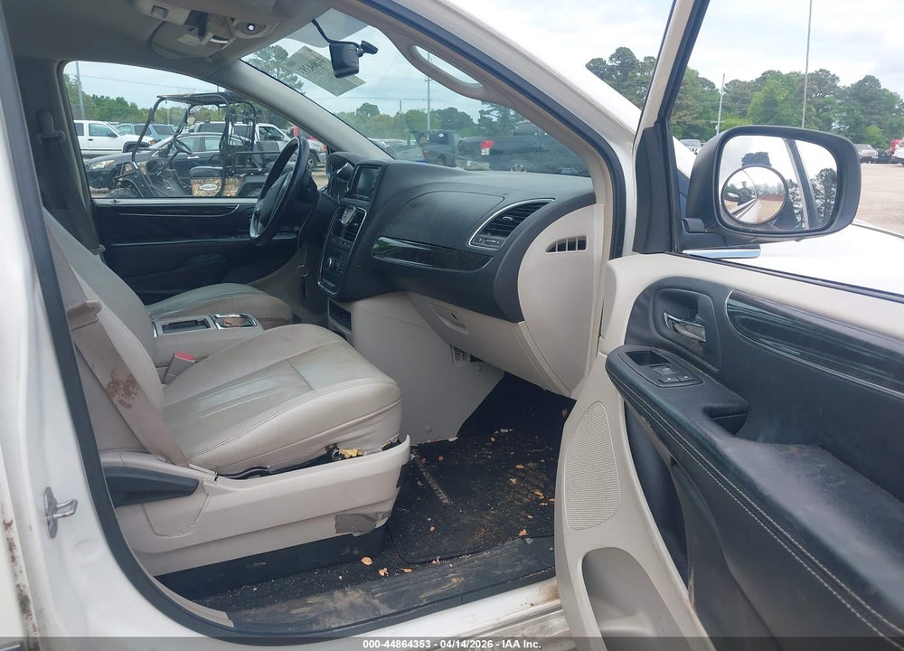 2013 CHRYSLER TOWN & COUNTRY TOURING VIN: 2C4RC1BG8DR526077