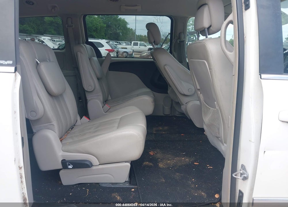 2013 CHRYSLER TOWN & COUNTRY TOURING VIN: 2C4RC1BG8DR526077