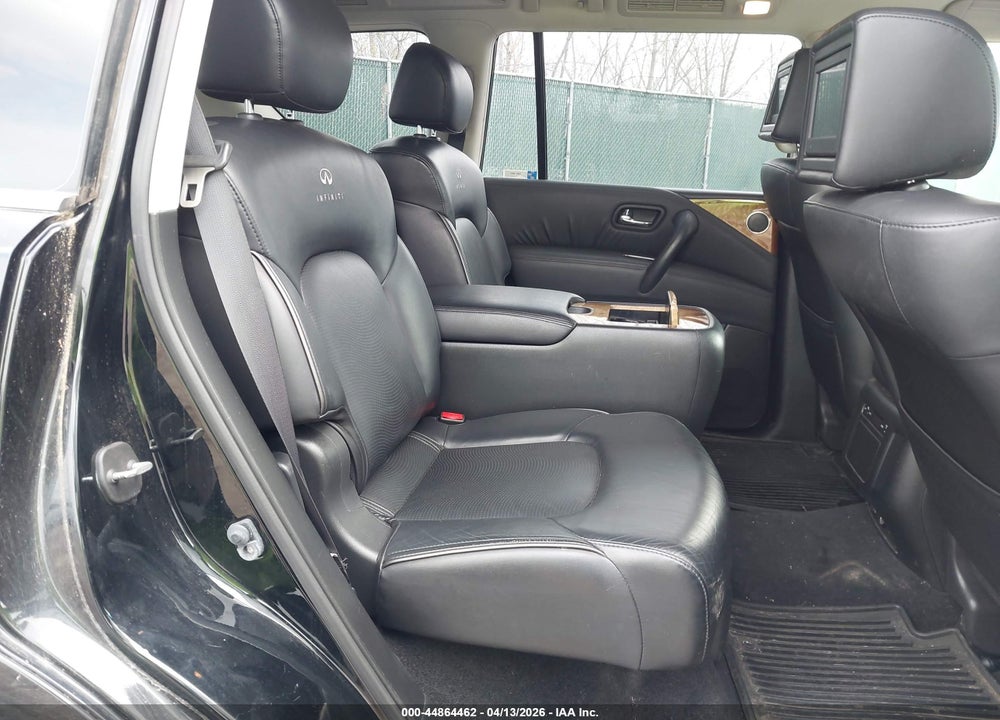 2011 INFINITI QX56 VIN: JN8AZ2NE5B9006812