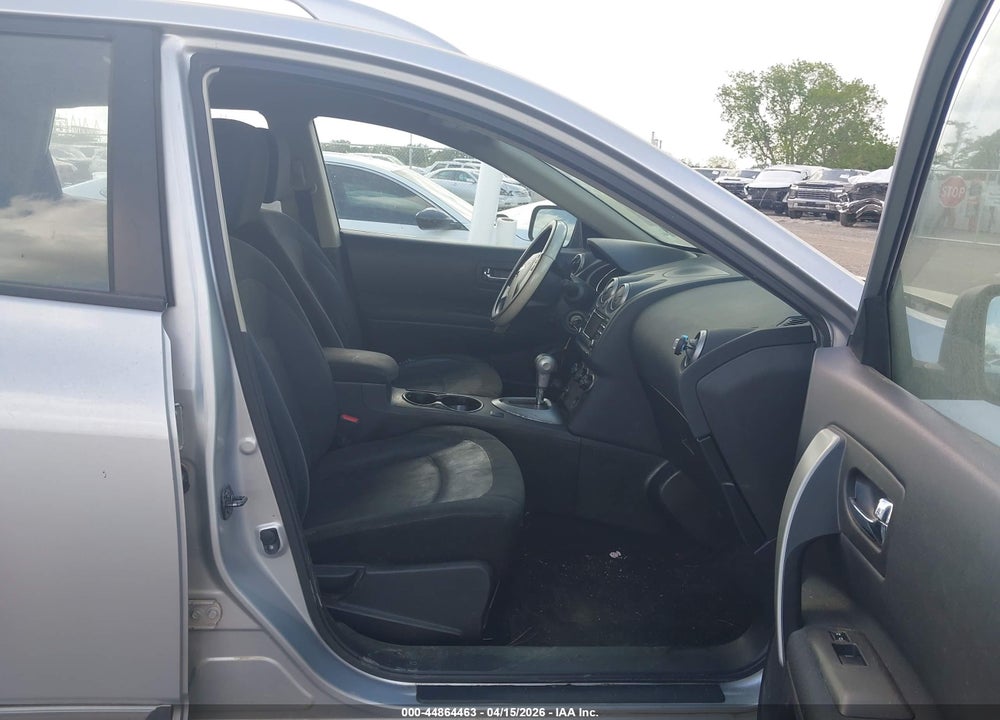 2015 NISSAN ROGUE SELECT S VIN: JN8AS5MT1FW657268
