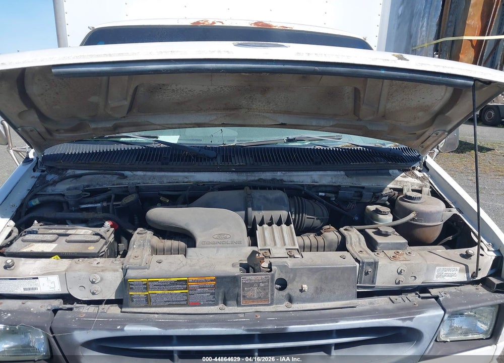 2000 FORD E-350 CUTAWAY STANDARD VIN: 1FDWE35LXYHB93511