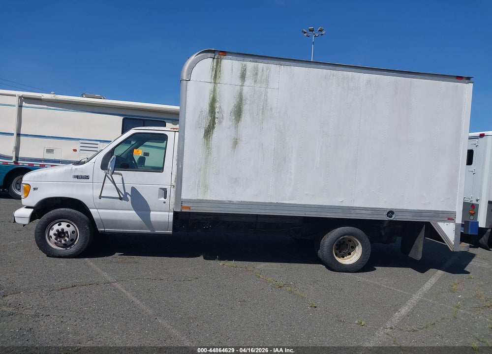 2000 FORD E-350 CUTAWAY STANDARD VIN: 1FDWE35LXYHB93511