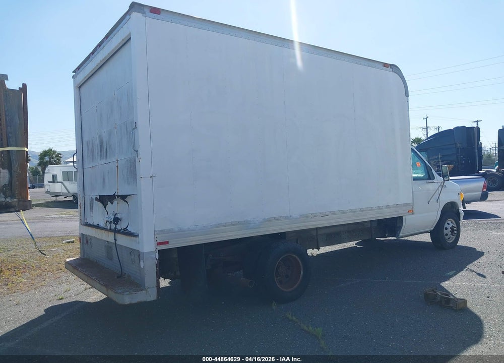 2000 FORD E-350 CUTAWAY STANDARD VIN: 1FDWE35LXYHB93511