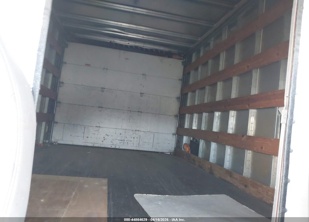 2000 FORD E-350 CUTAWAY STANDARD VIN: 1FDWE35LXYHB93511