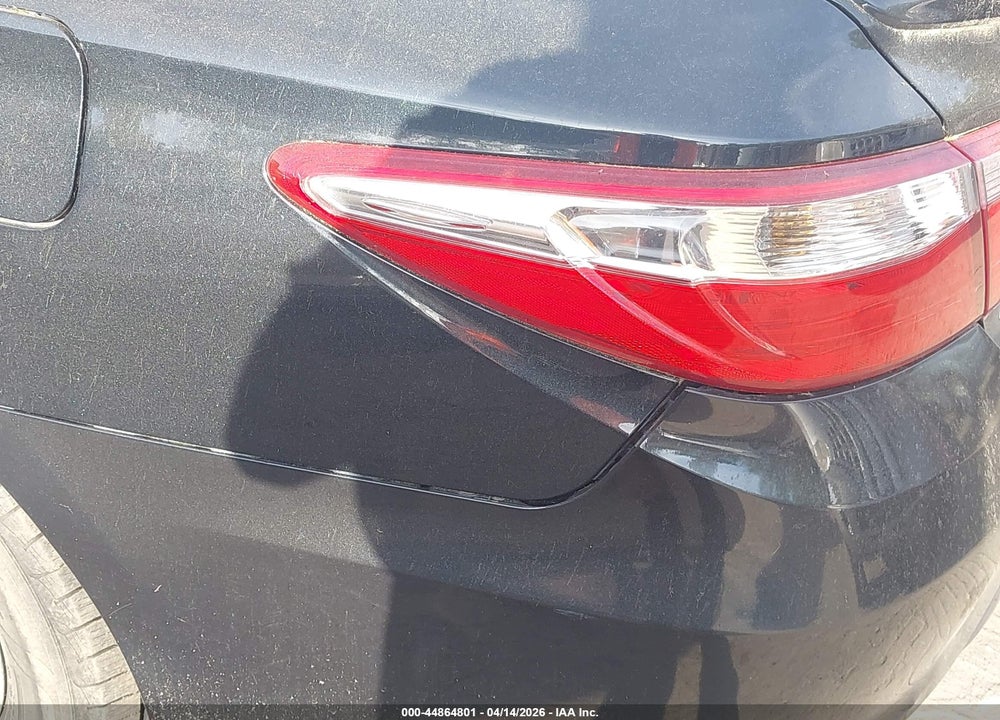 2015 TOYOTA CAMRY SE VIN: 4T1BF1FK9FU086458