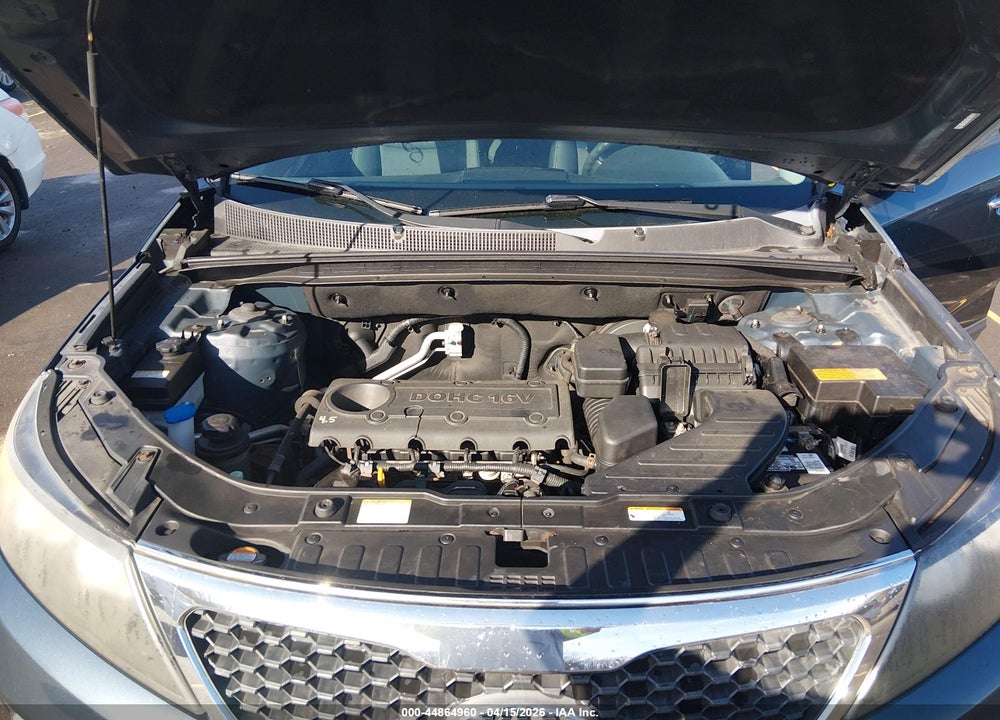 2011 KIA SORENTO LX VIN: 5XYKTDA16BG033550