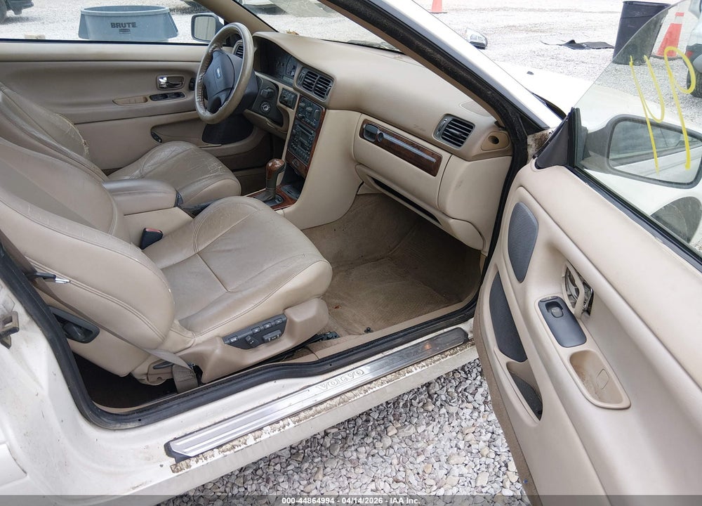 2001 VOLVO C70 LT VIN: YV1NC56D61J017816