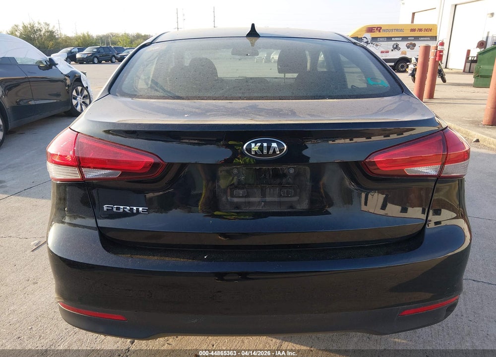 2017 KIA FORTE LX VIN: 3KPFK4A79HE158198