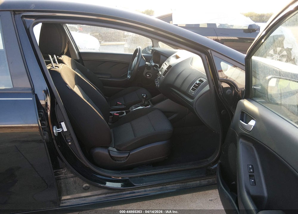 2017 KIA FORTE LX VIN: 3KPFK4A79HE158198