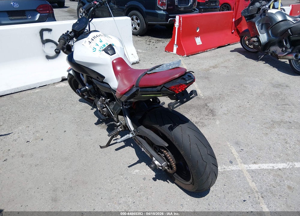 2015 YAMAHA FZ07 C VIN: JYARM06Y6FA001743