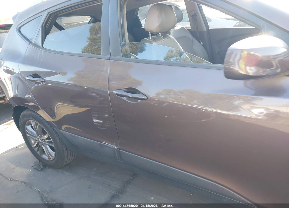 2014 HYUNDAI TUCSON SE VIN: KM8JUCAG9EU841221