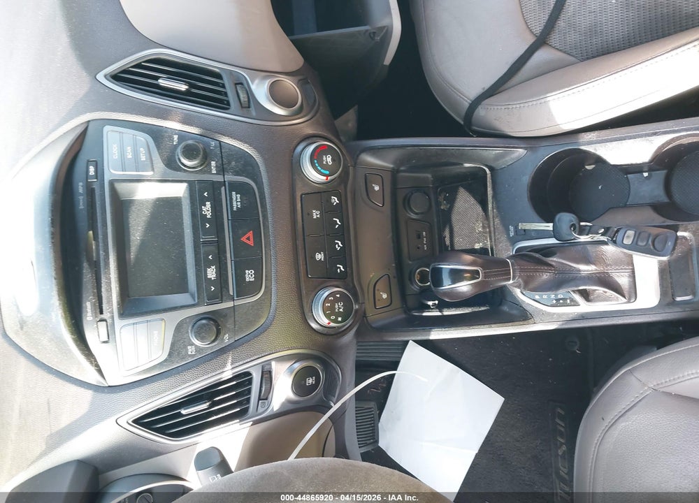 2014 HYUNDAI TUCSON SE VIN: KM8JUCAG9EU841221
