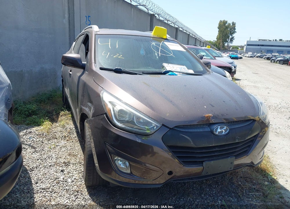 2014 HYUNDAI TUCSON SE VIN: KM8JUCAG9EU841221