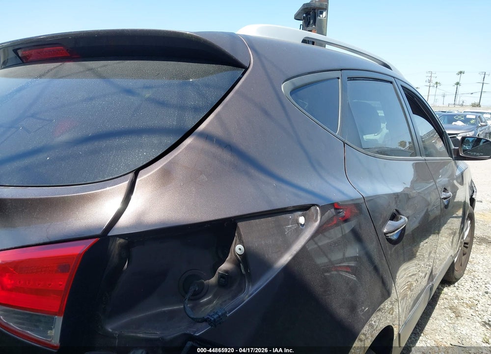 2014 HYUNDAI TUCSON SE VIN: KM8JUCAG9EU841221