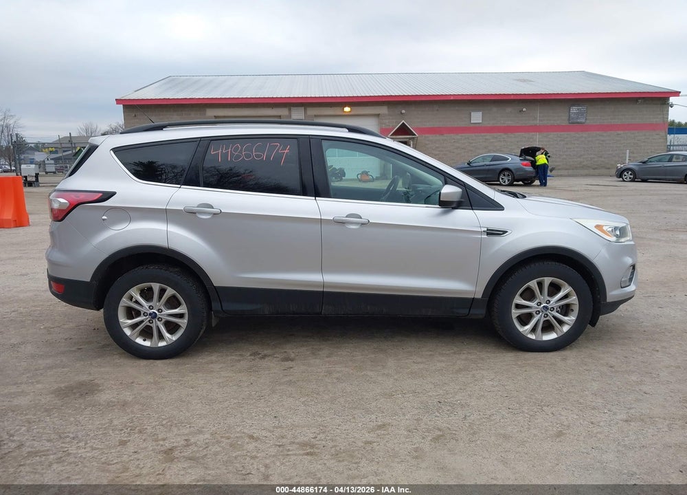 2017 FORD ESCAPE SE VIN: 1FMCU9GD3HUD71331