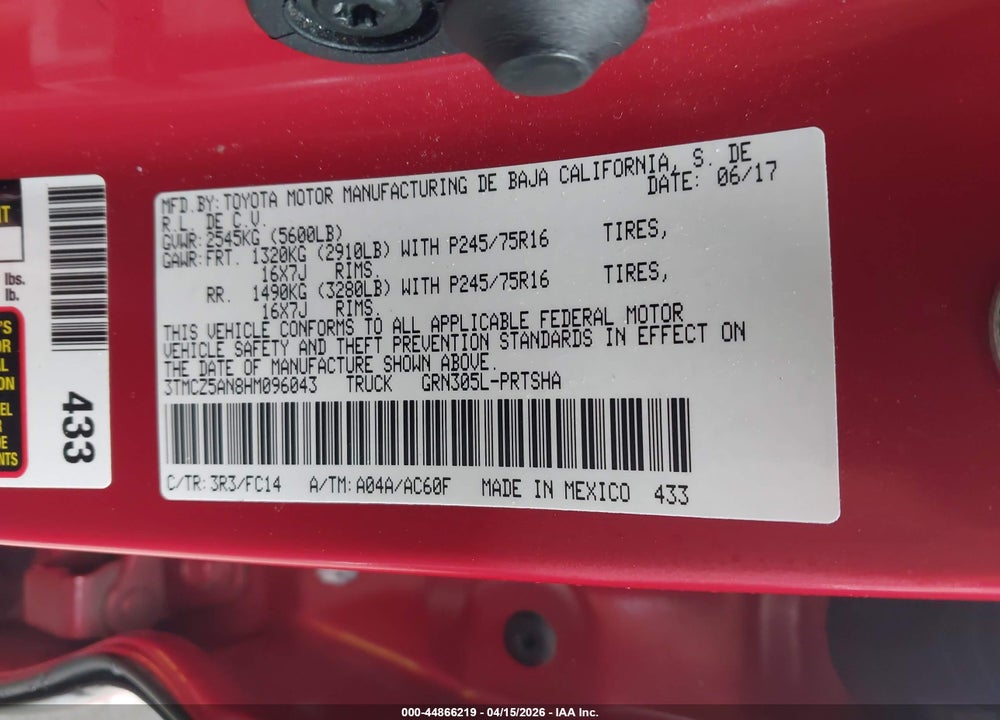 2017 TOYOTA TACOMA SR5 V6 VIN: 3TMCZ5AN8HM096043