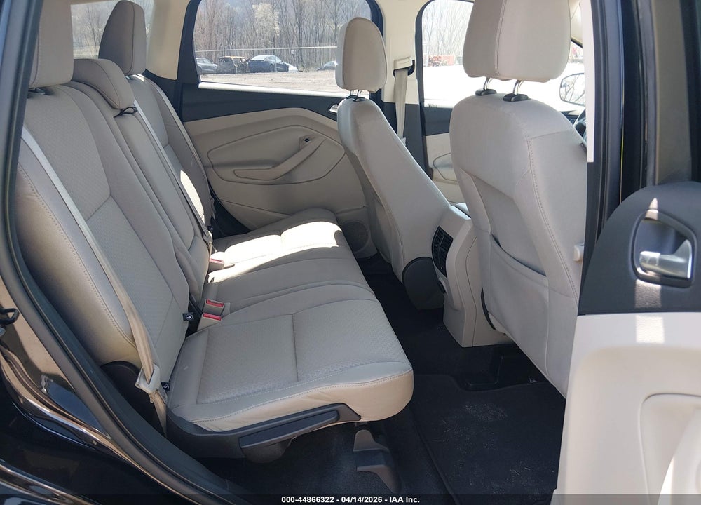 2017 FORD ESCAPE SE VIN: 1FMCU9GD5HUA86369