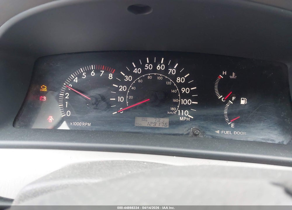 2005 TOYOTA COROLLA LE VIN: 1NXBR32E05Z537469