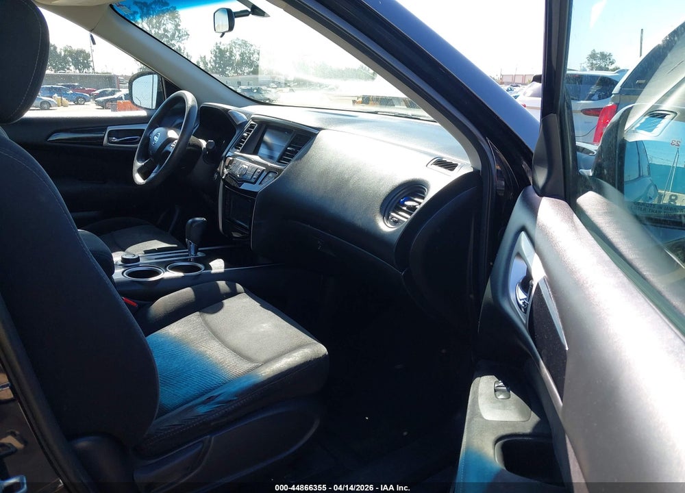 2014 NISSAN PATHFINDER S VIN: 5N1AR2MM8EC610801