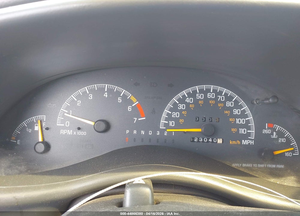 2000 PONTIAC GRAND PRIX GT VIN: 1G2WP12K6YF250687