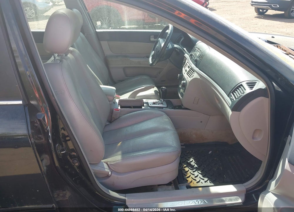2007 HYUNDAI SONATA LIMITED/SE V6 VIN: 5NPEU46F57H193904