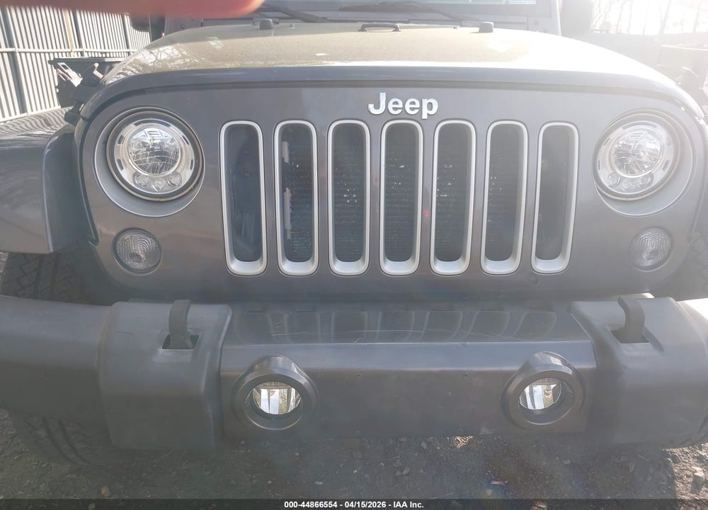 2017 JEEP WRANGLER UNLIMITED SAHARA 4X4 VIN: 1C4BJWEG1HL620929