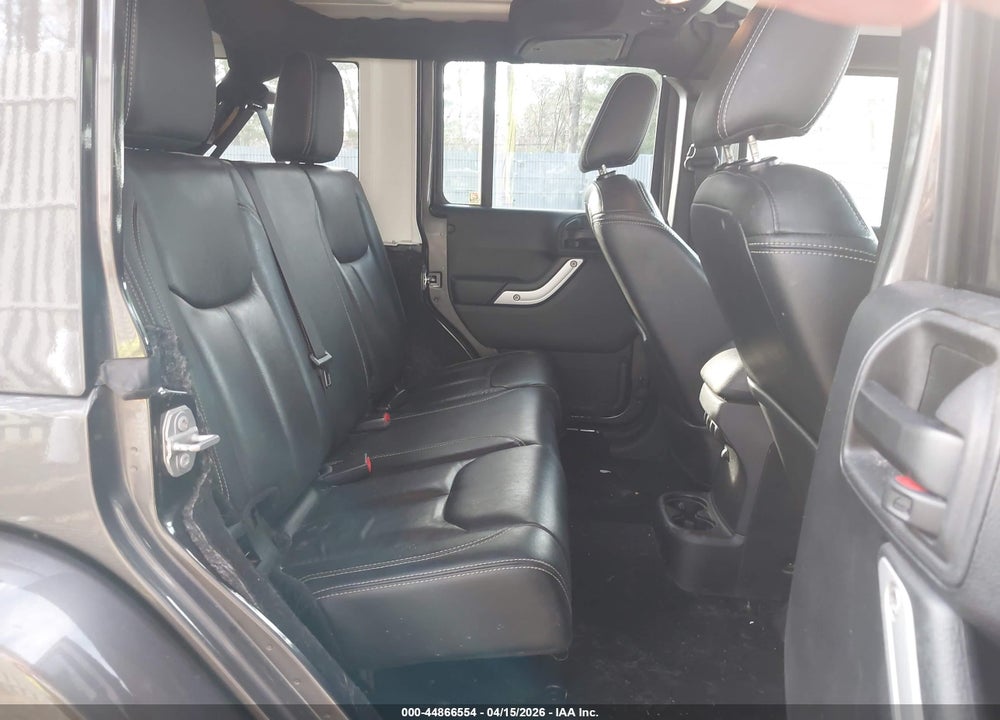 2017 JEEP WRANGLER UNLIMITED SAHARA 4X4 VIN: 1C4BJWEG1HL620929