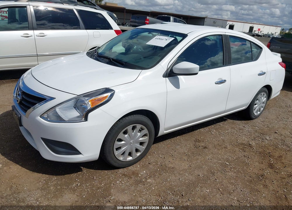 2019 NISSAN VERSA 1.6 SV VIN: 3N1CN7AP2KL864737