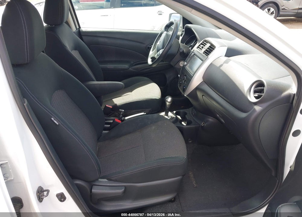 2019 NISSAN VERSA 1.6 SV VIN: 3N1CN7AP2KL864737
