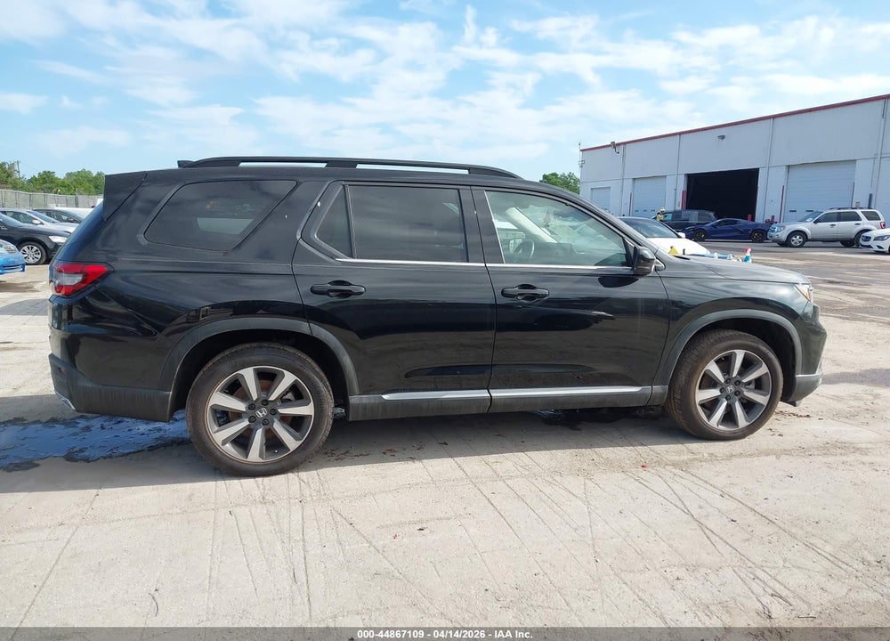2024 HONDA PILOT ELITE VIN: 5FNYG1H83RB015735